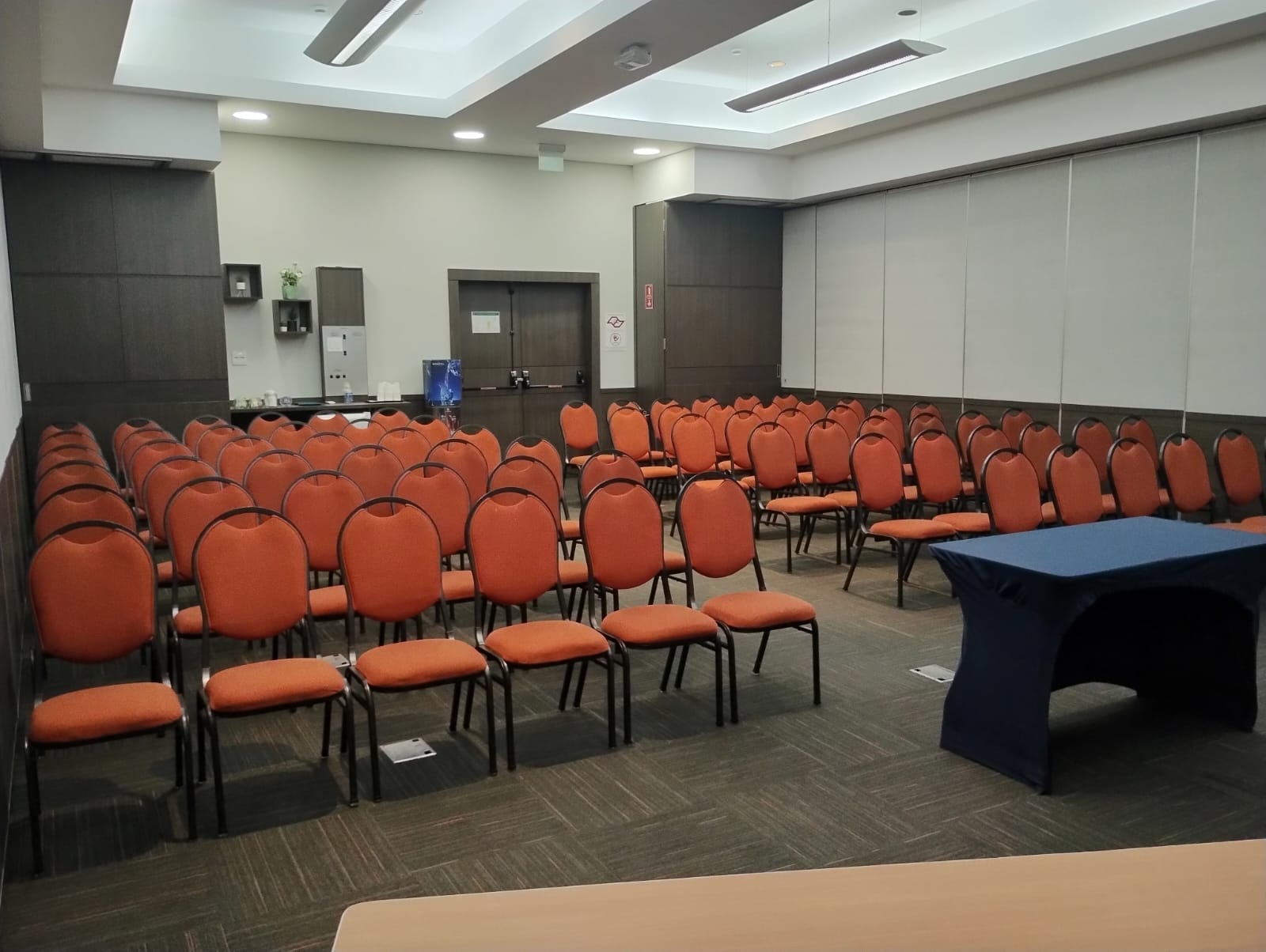 Auditório 72 pax - Sala 75m² - Novotel SJC (10)